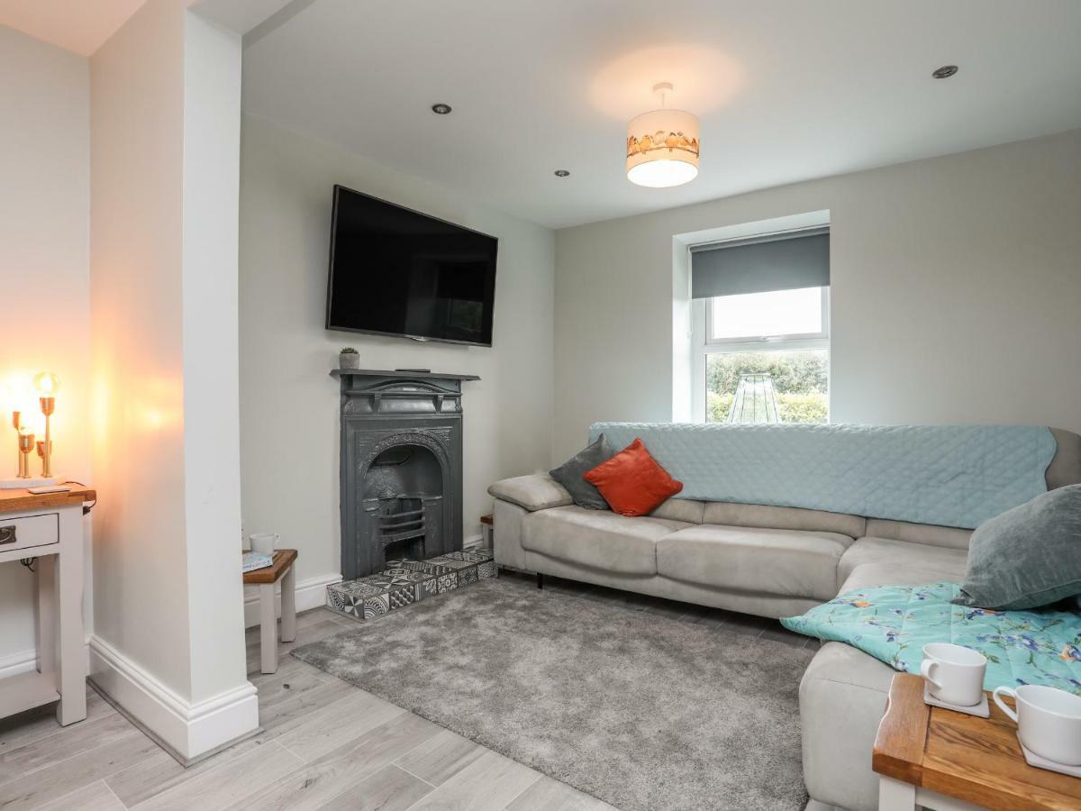 2 Tan Rhiw Holiday home Llanfairpwllgwyngyll